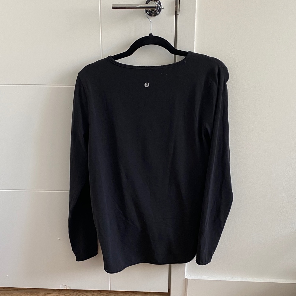 Lululemon Top - Picture 3 of 3
